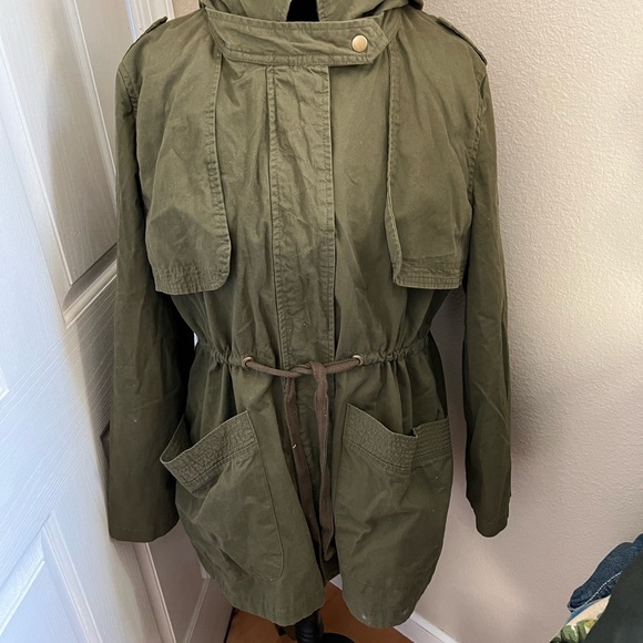 Army green utility jacket EUC - Picture 2 of 14